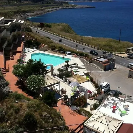 酒店 Bellevue Del Golfo & 3*